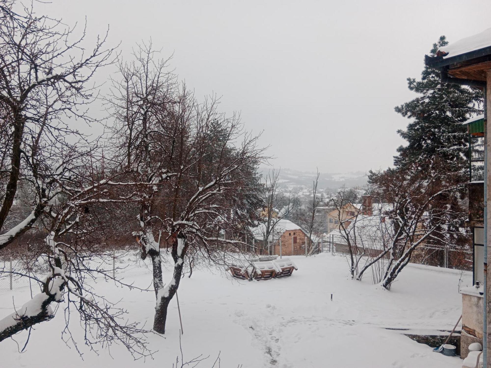 Apartmani Ostojic Vrdnik Exterior photo